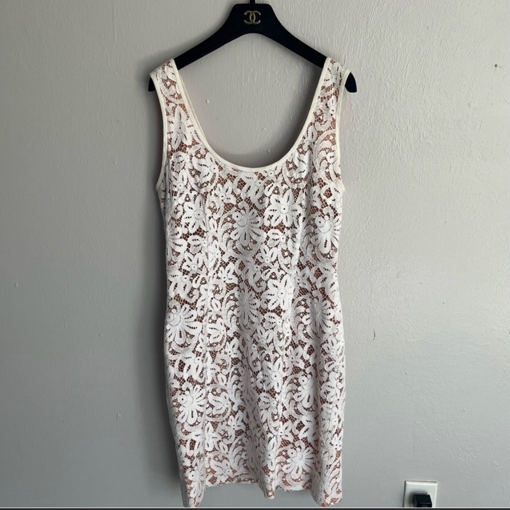 NICOLE Miller New York Nude Lined Lace Mini Dress